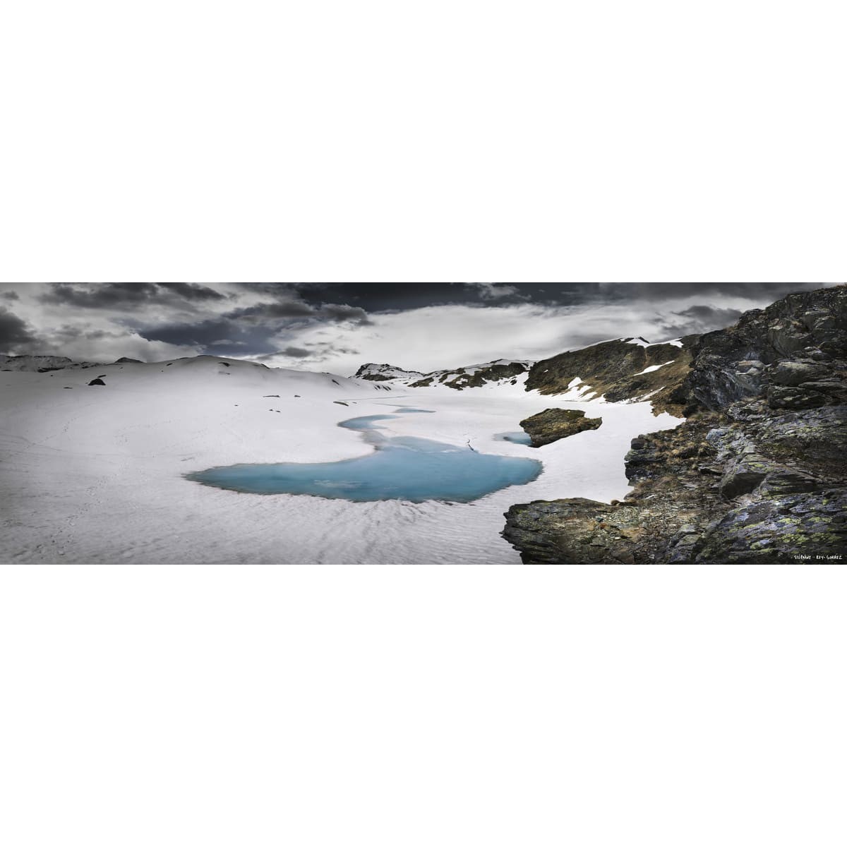 Tableau sur toile lac noir des Alpes 30x97 cm