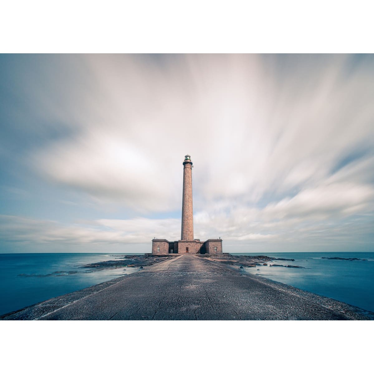Tableau sur toile phare Breton 45x65 cm Tableau sur toile phare Breton 45x65 cm