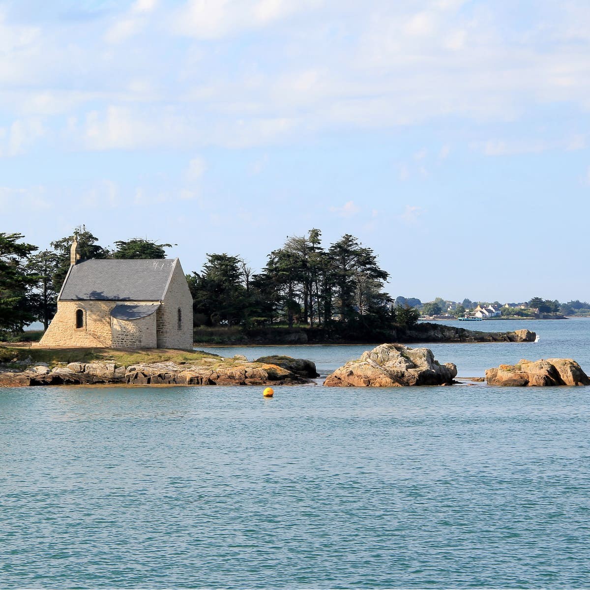 Tableau sur toile chapelle île Bret carré Tableau sur toile chapelle île Bret carré