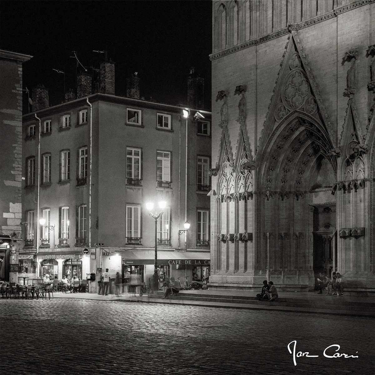 Tableau sur toile place Saint-Jean Lyon noir et blanc 45x45 cm