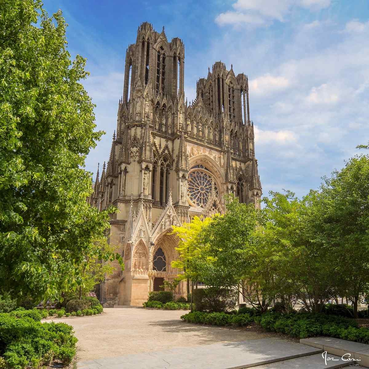 Tableau sur toile parc cathédrale Notre-Dame de Reims 65x65 cm