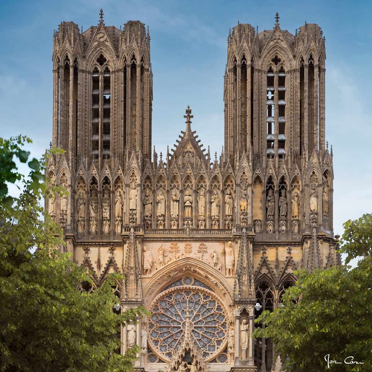 Tableau sur toile détail cathédrale de Reims 65x65 cm