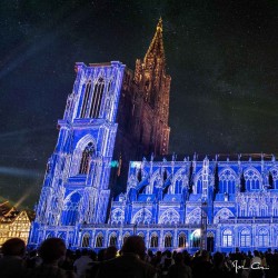 Tableau sur toile ballet d'ombres cathédrale de Strasbourg 45x45 cm