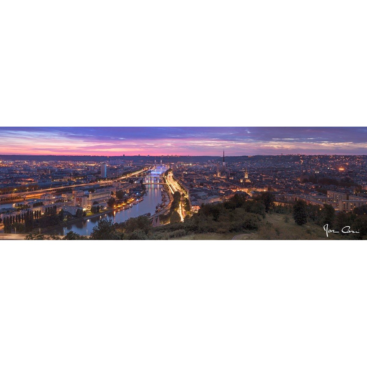 Tableau sur toile Rouen vue colline 30x97 cm