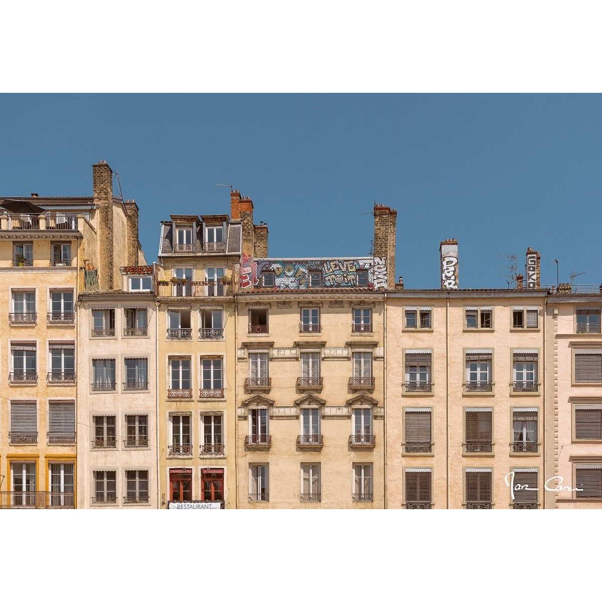 Tableau sur toile façade de Lyon 45x65 cm