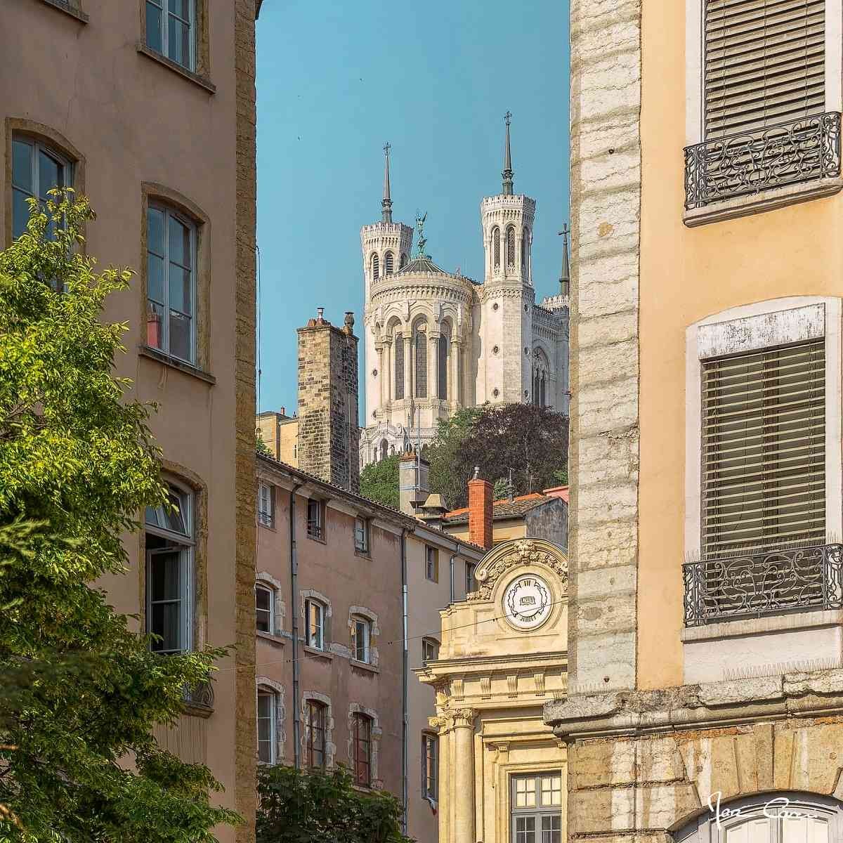 Tableau sur toile place Ennemond Fousseret Lyon 65x65 cm