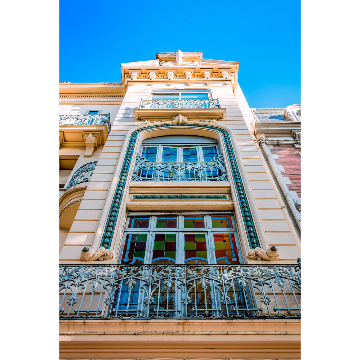 Tableau sur toile batisse Perpignan 30x45 cm Tableau sur toile batisse Perpignan 30x45 cm