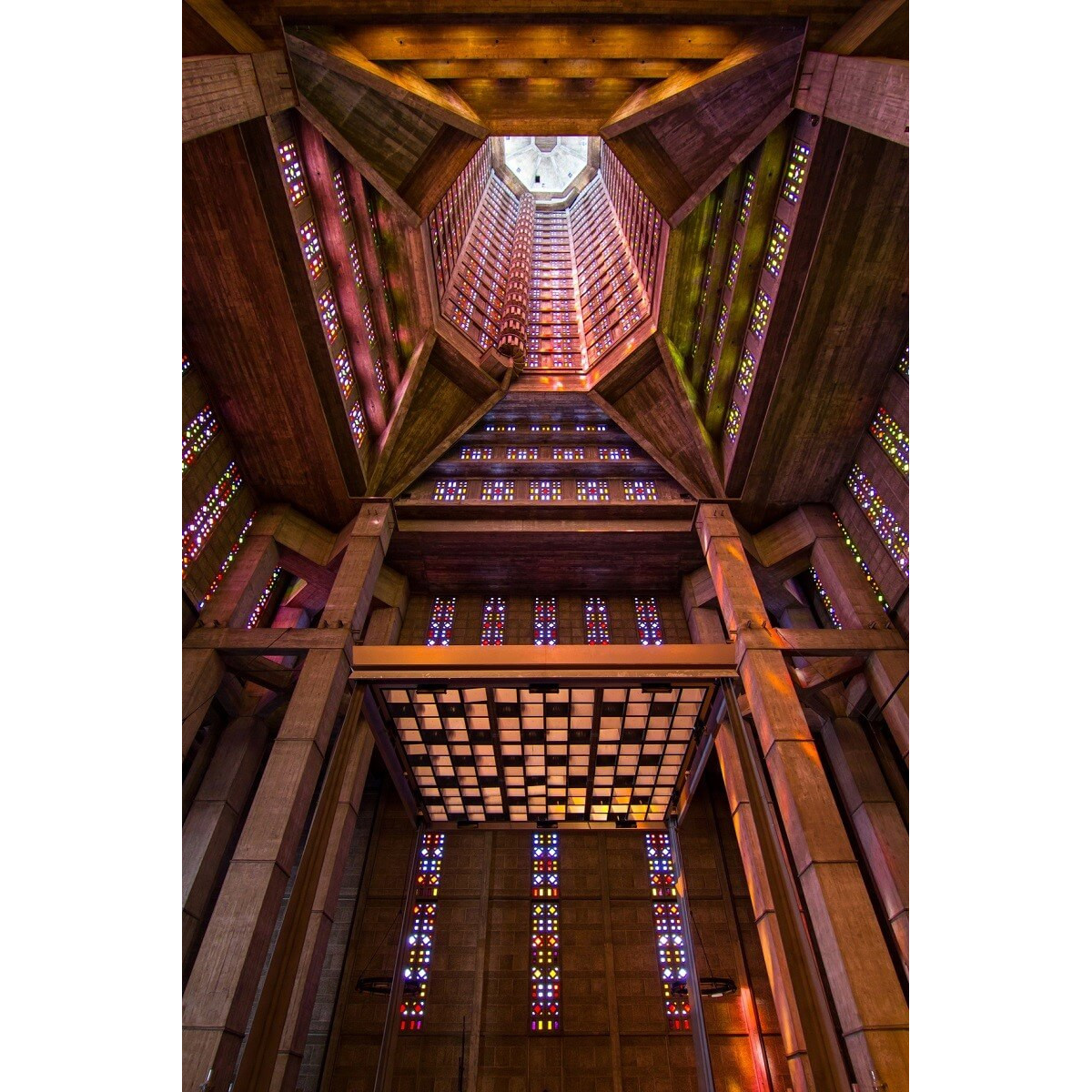 Tableau sur toile intérieur église Saint-Joseph du Havre 65x97 cm Tableau sur toile intérieur église Saint-Joseph du Havre 65x97 cm