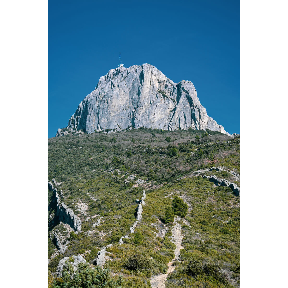 Tableau sur toile montagne d'Aubagne 30x45 cm