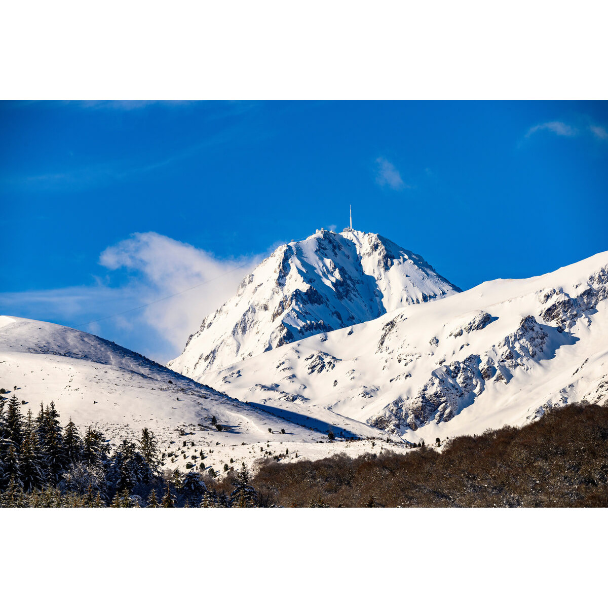 Tableau sur toile pic du midi enneigé