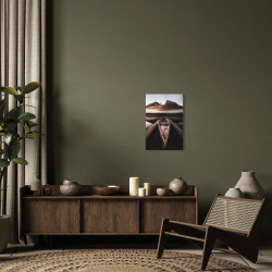Tableau mural barque montagne 30x45 cm mise en ambiance